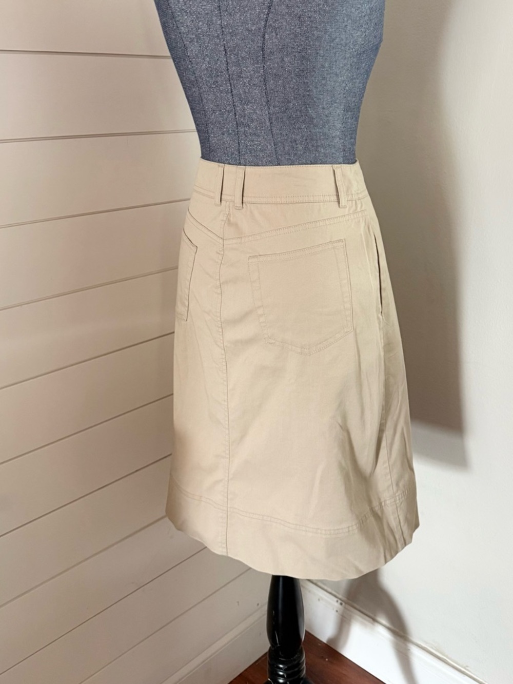 Boden Skirt NWT - Picture 6 of 6